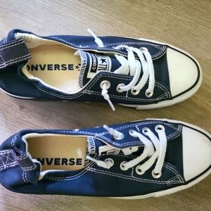 Converse size 7